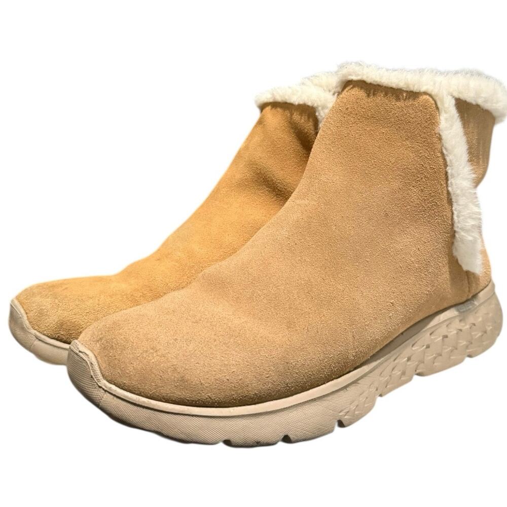 Skechers Women's On the GO Stellar Winter Boots Cozy Step Chestnut Size 9